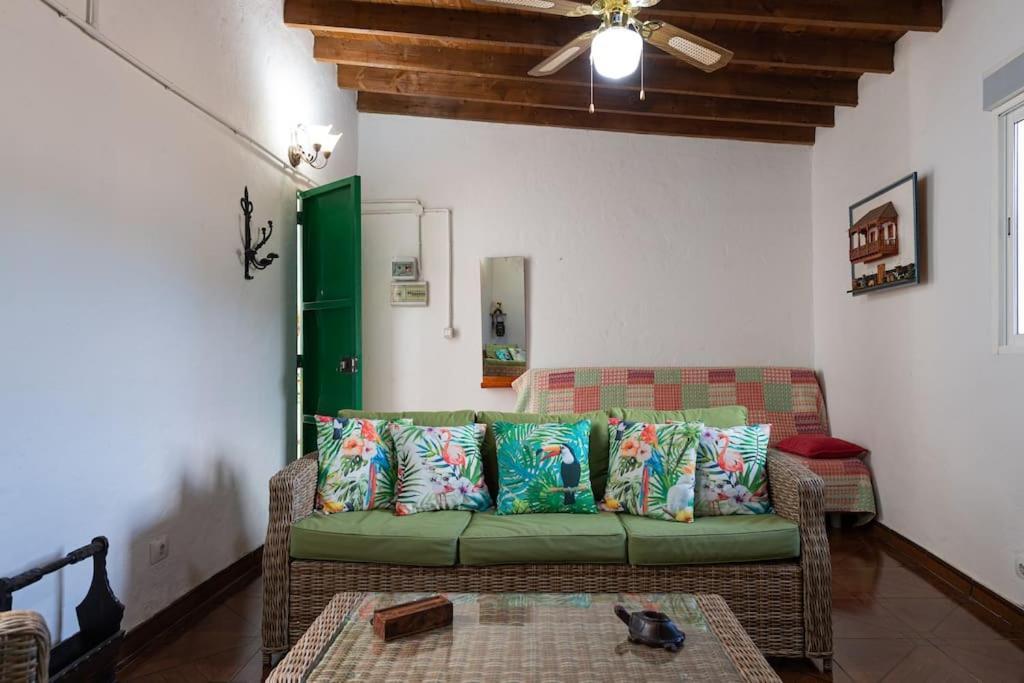 Vivienda Vacacional Ca' Pepita Y Jose El Albercon Exterior photo
