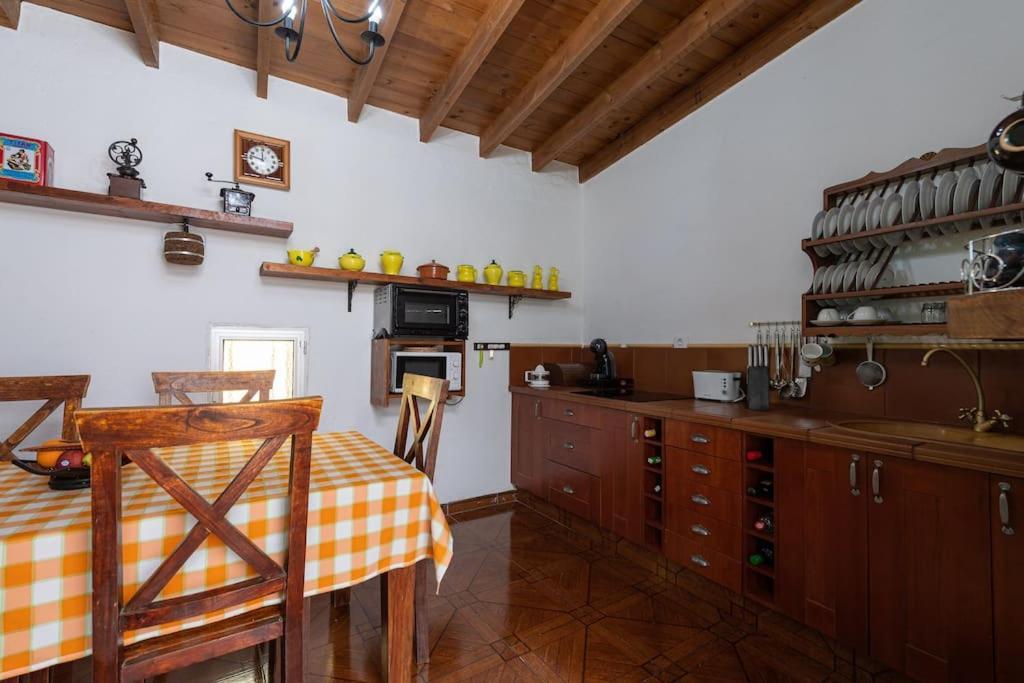 Vivienda Vacacional Ca' Pepita Y Jose El Albercon Exterior photo